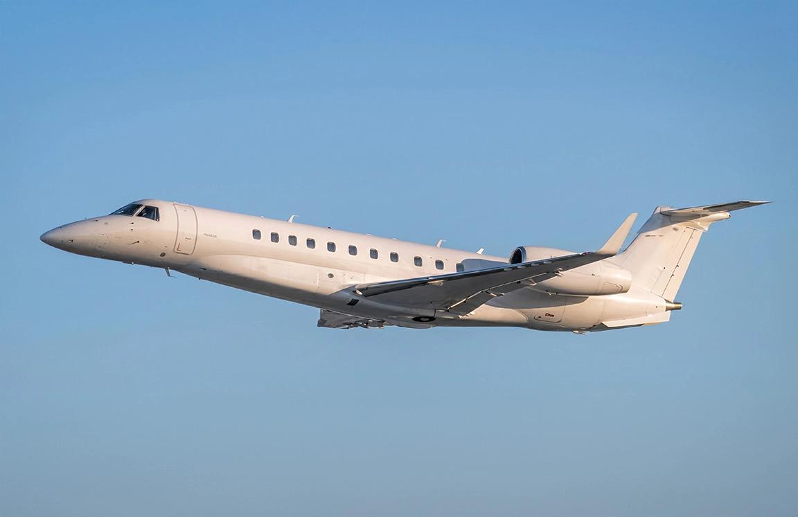 banner Legacy 600 mobile